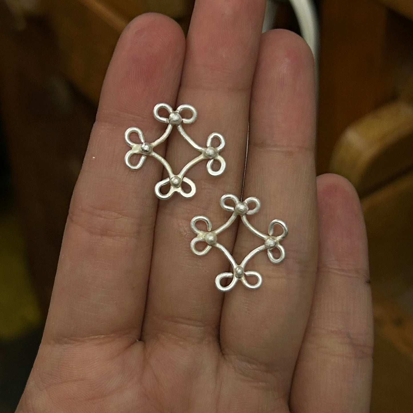 gates studs