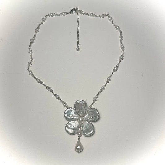 spring came, pearl flower drop necklace