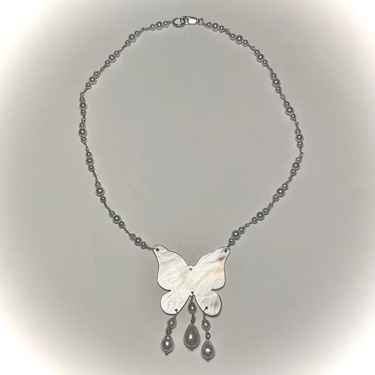 butterfly pearl necklace