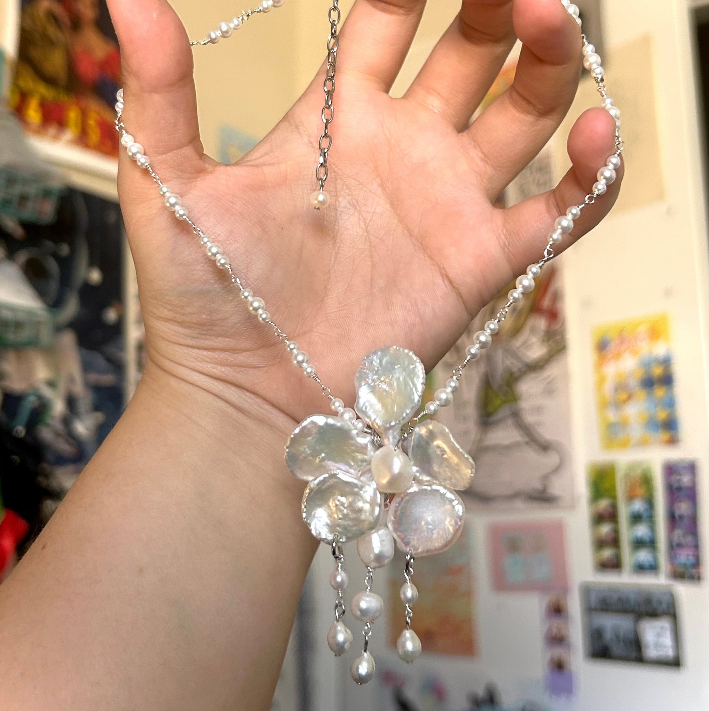 peony dew drop pearl necklace