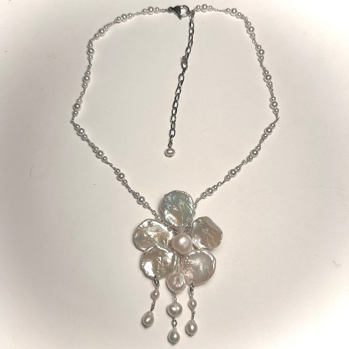peony dew drop pearl necklace