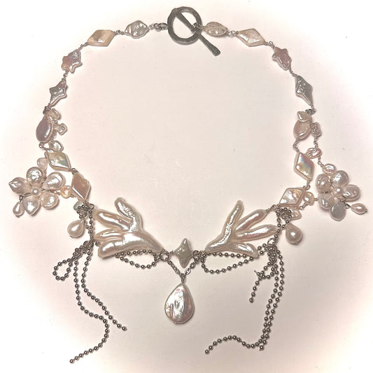 siren song pearl necklace